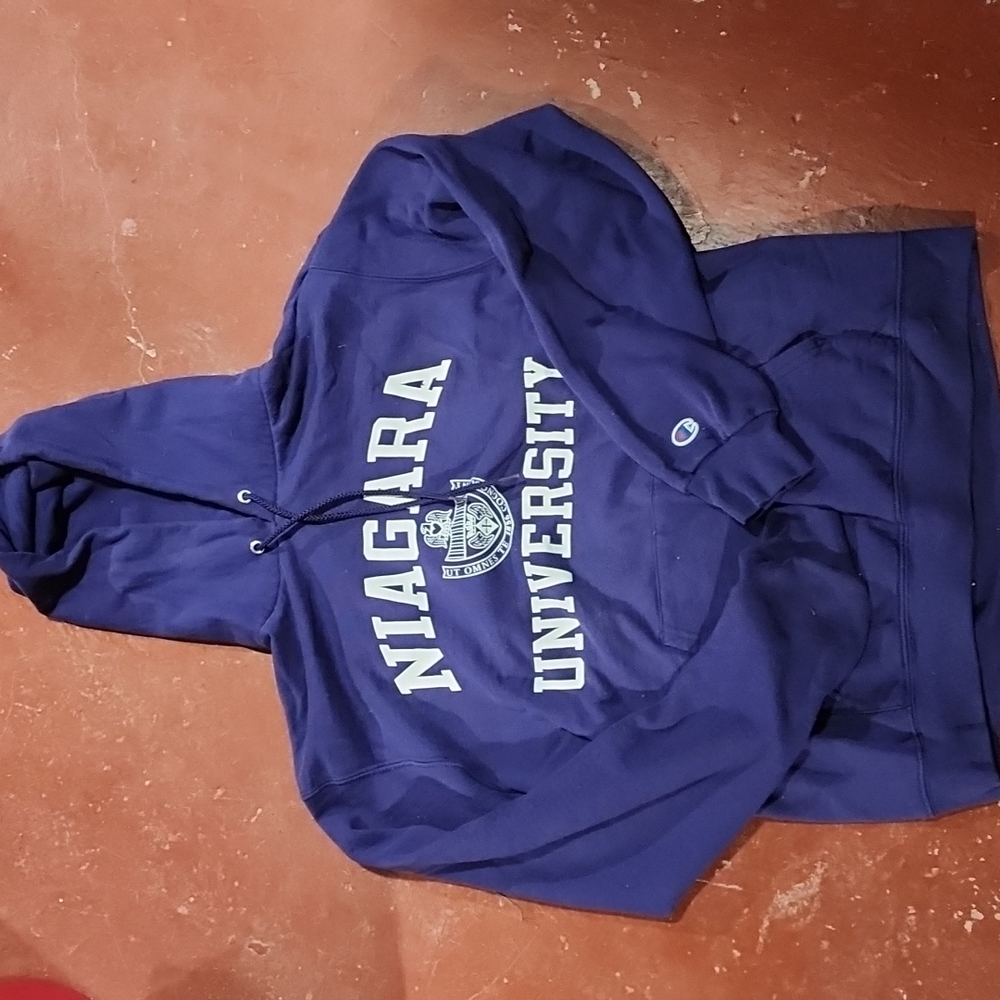 Niagara university hoodie